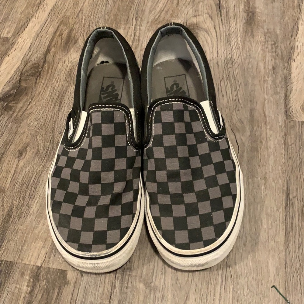 Grey and black checkered vans